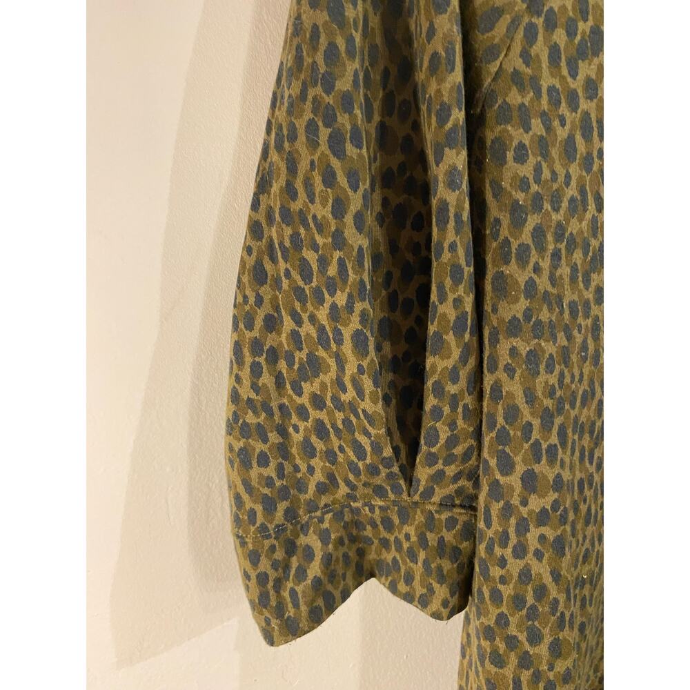 Green Black Animal Print Top Blouse SZ S Soft 3/4 Sleeve Career‎ Casual Date - Picture 4 of 6